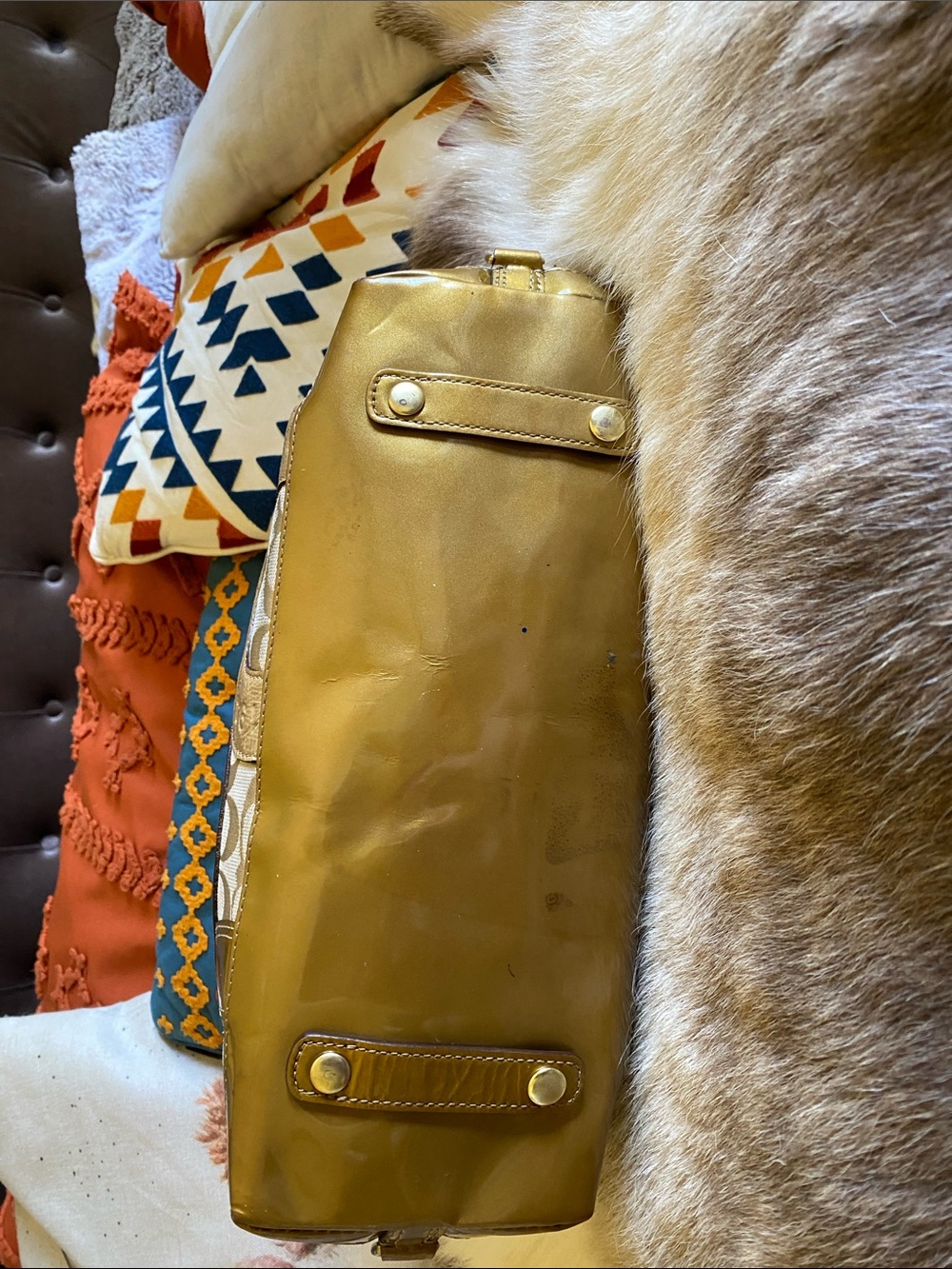 Coach Metallic Gold and Beige Signature Circle Shoulder Bag - Picture 2 of 6